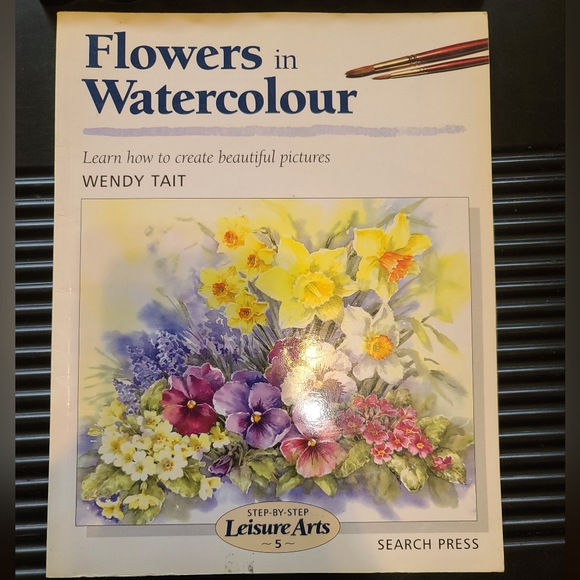 Bundle of 3 Watercolour Flowers Books by Wendy Tait - Picture 4 of 4